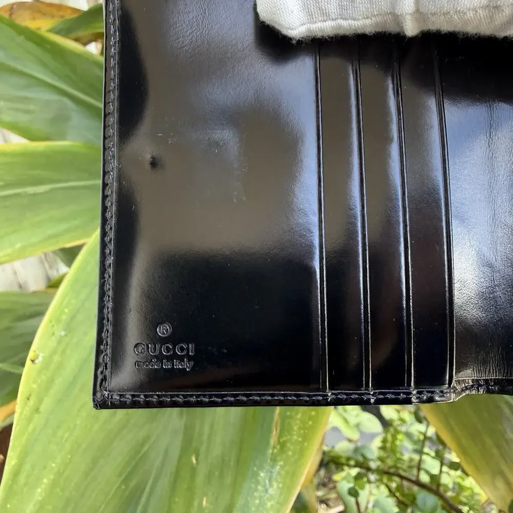 Authentic Vintage Gucci Bifold Wallet Black Patent Leather - Picture 9 of 16